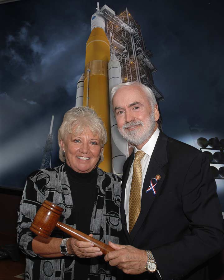 suzy new chairman of alabama space science exhibition commissionhalf