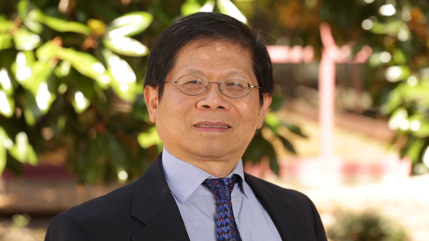 Dr. Fan Tseng